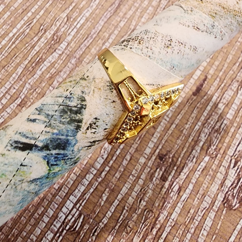 Ring - Picture 3 of 5